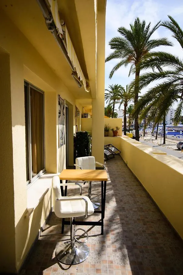 Appartement Palmeras Puerto Paraiso Estepona Spain