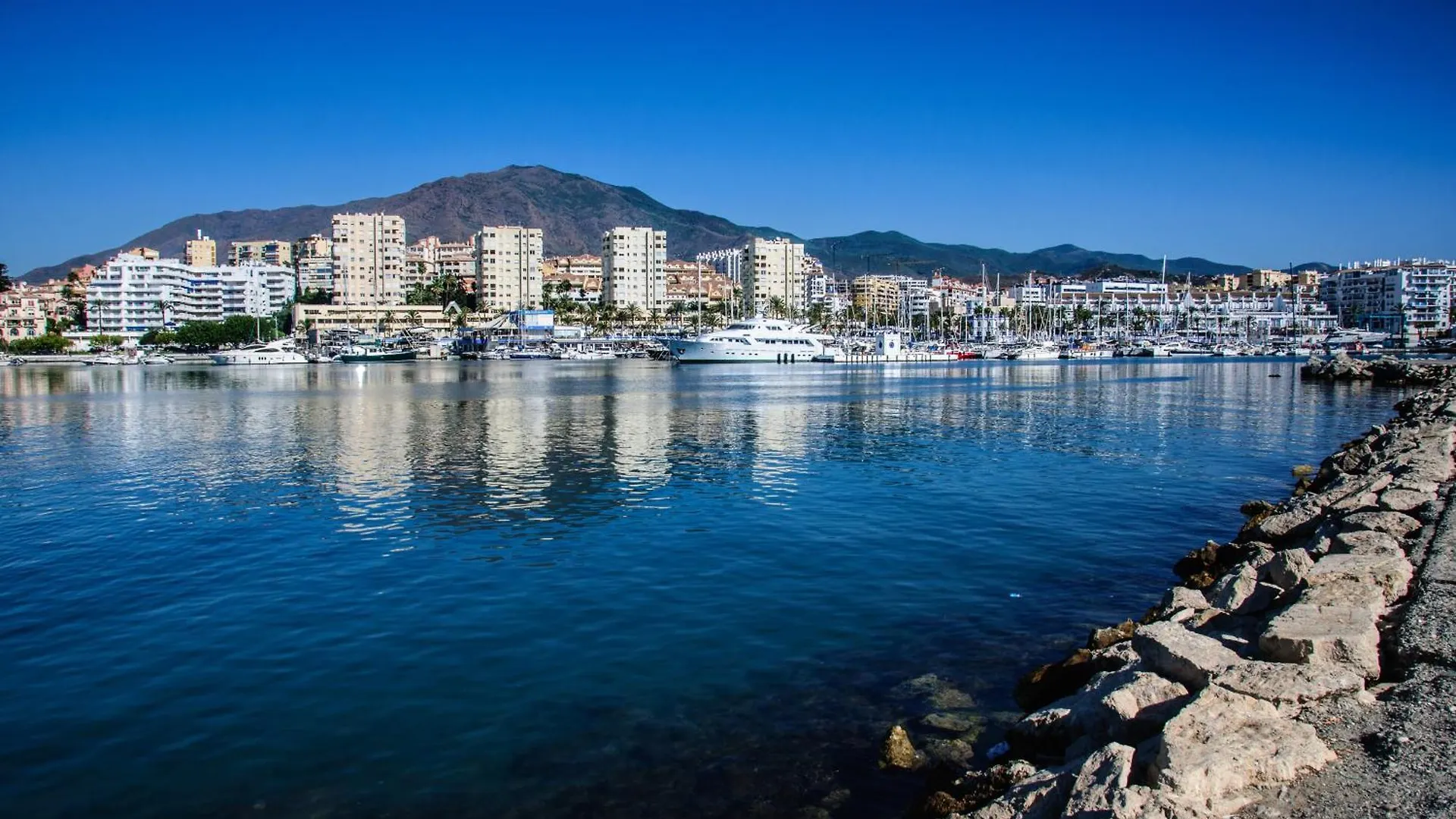 Appartement Palmeras Puerto Paraiso Estepona